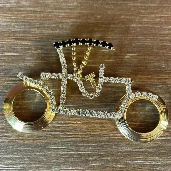 Model T Auto Brooch with Stones - Picture 3 of 8